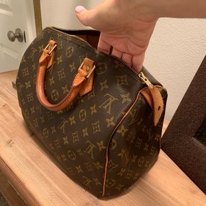 Louis Vuitton Speedy 30 Monogram Purse